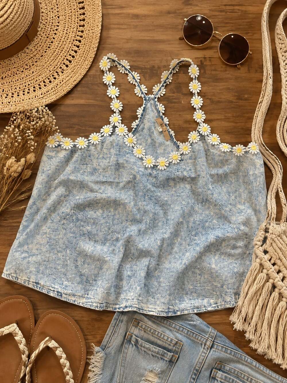 Y2K 36 Point 5 Embroidered Daisy Flower Racer Back Denim Print Top (g17)